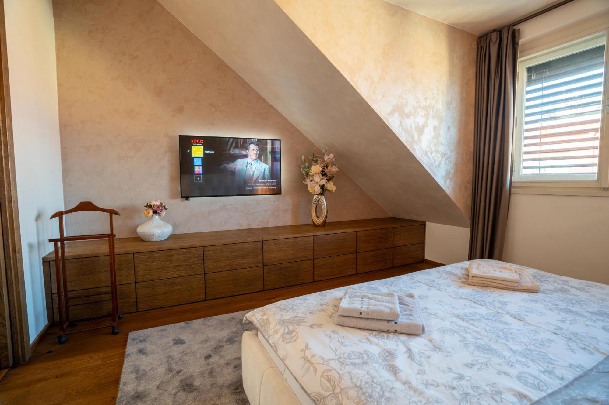 Luxury Rooftop Appartment With Fantastic Views Prague Exterior photo